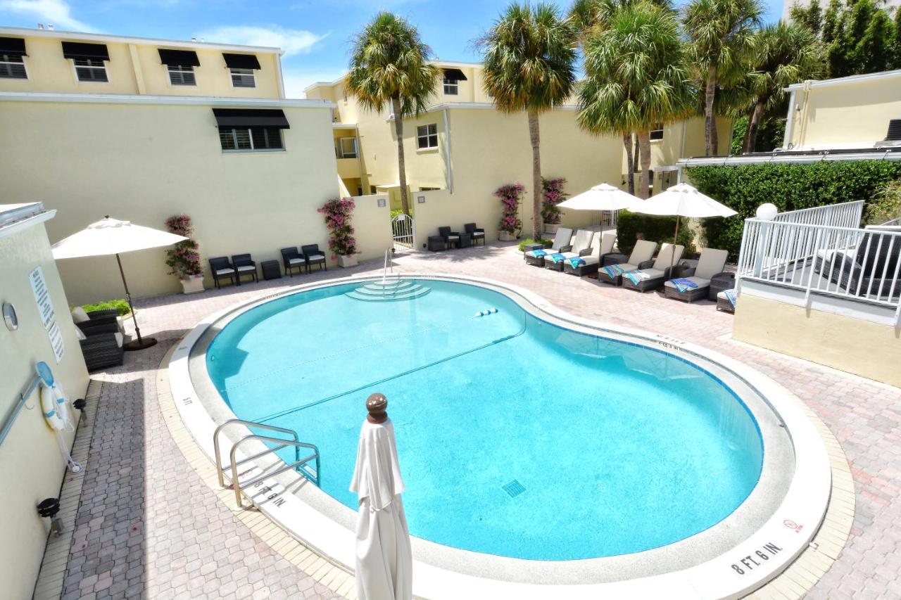 Laplaya 201C Breathtaking Gulf Panorama From This Corner End Unit With A Private Stairway To The Beach Longboat Key Eksteriør bilde