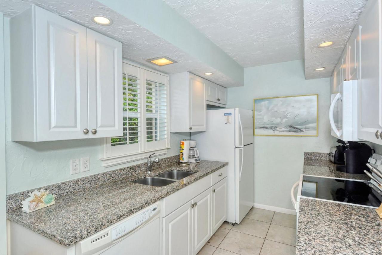 Laplaya 201C Breathtaking Gulf Panorama From This Corner End Unit With A Private Stairway To The Beach Longboat Key Eksteriør bilde