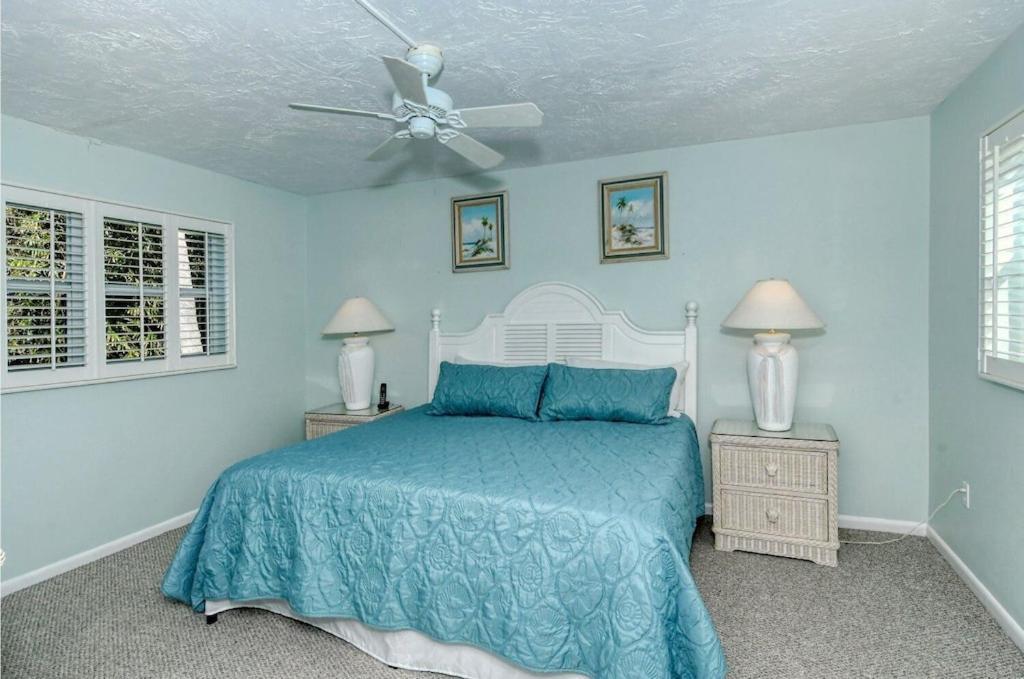 Laplaya 201C Breathtaking Gulf Panorama From This Corner End Unit With A Private Stairway To The Beach Longboat Key Eksteriør bilde